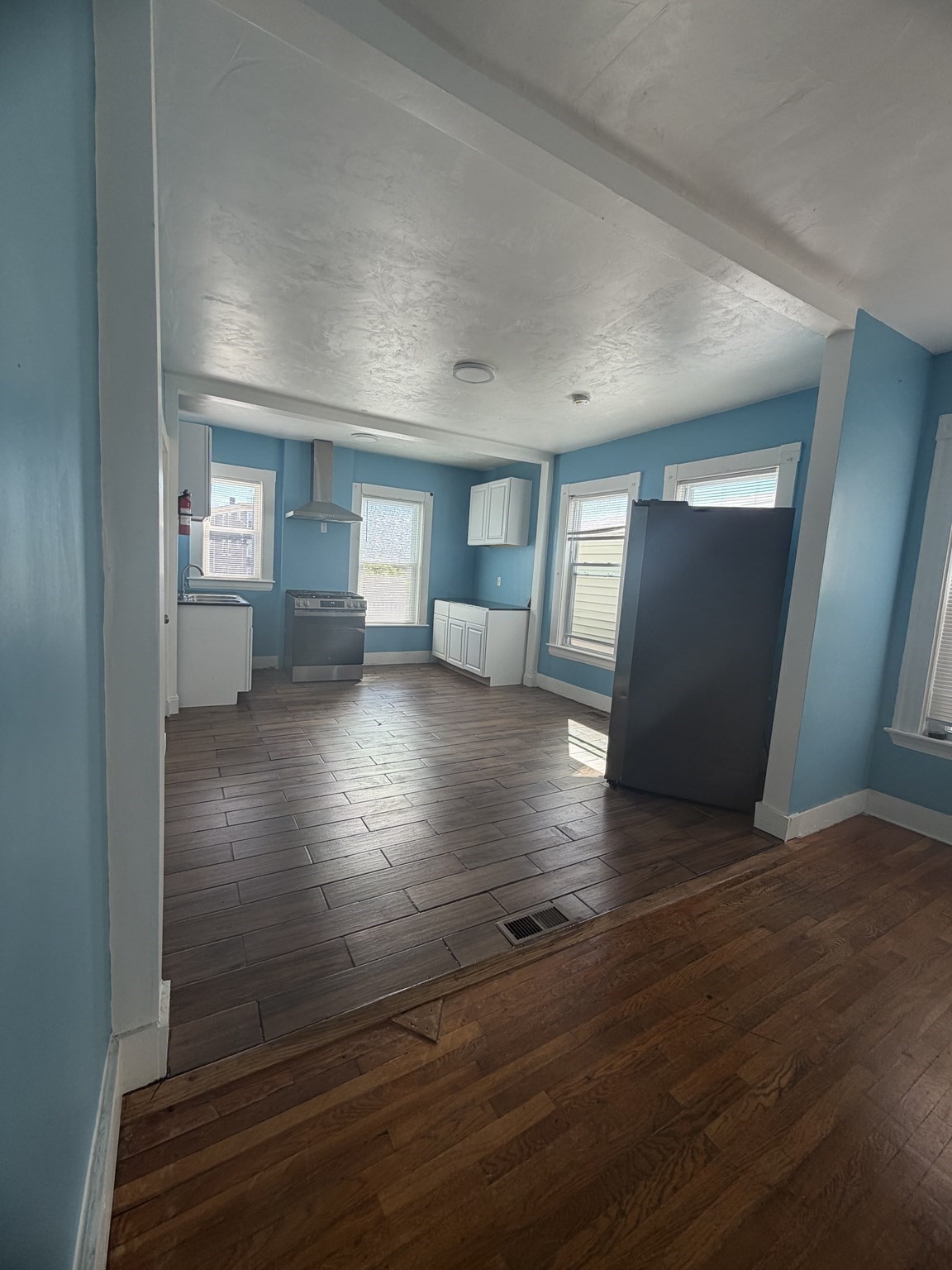 16 Estes Street Property Photo 10