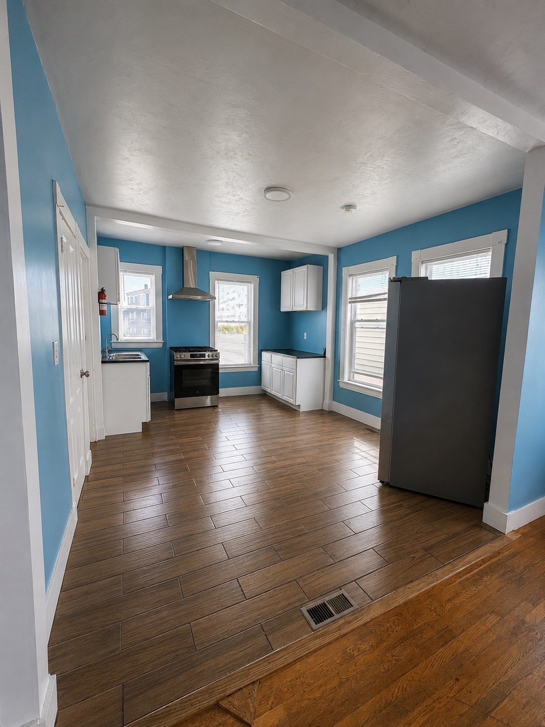 16 Estes Street Property Photo 13