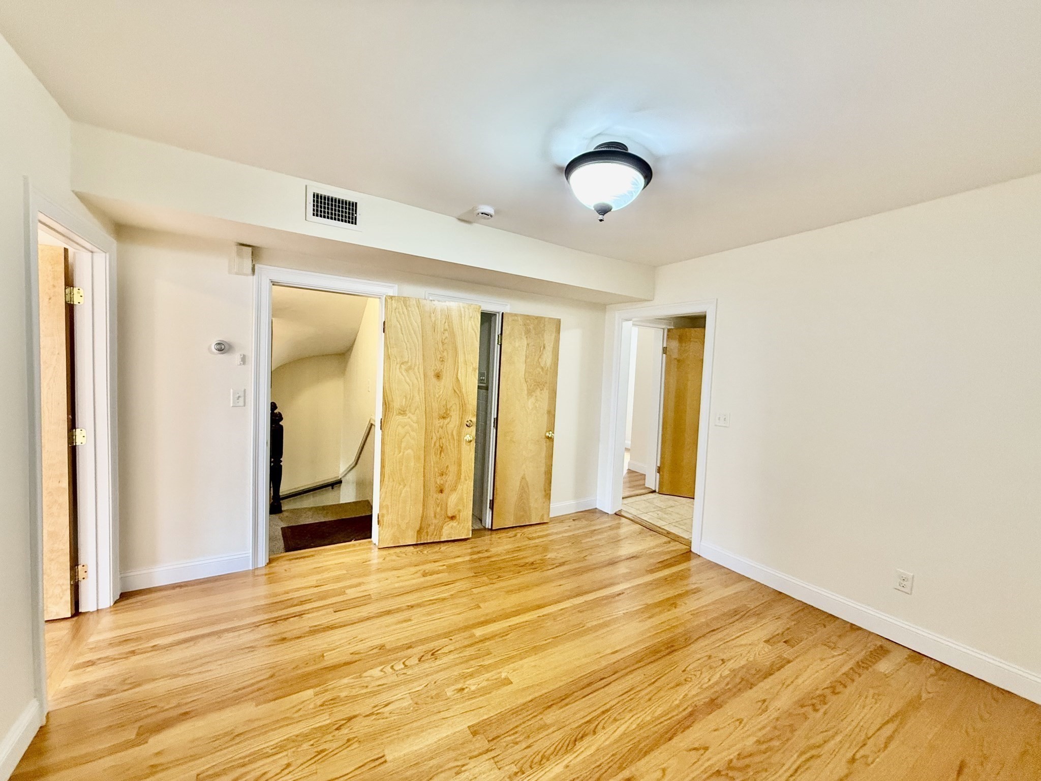 724 Cambridge St # 2 Property Photo 6