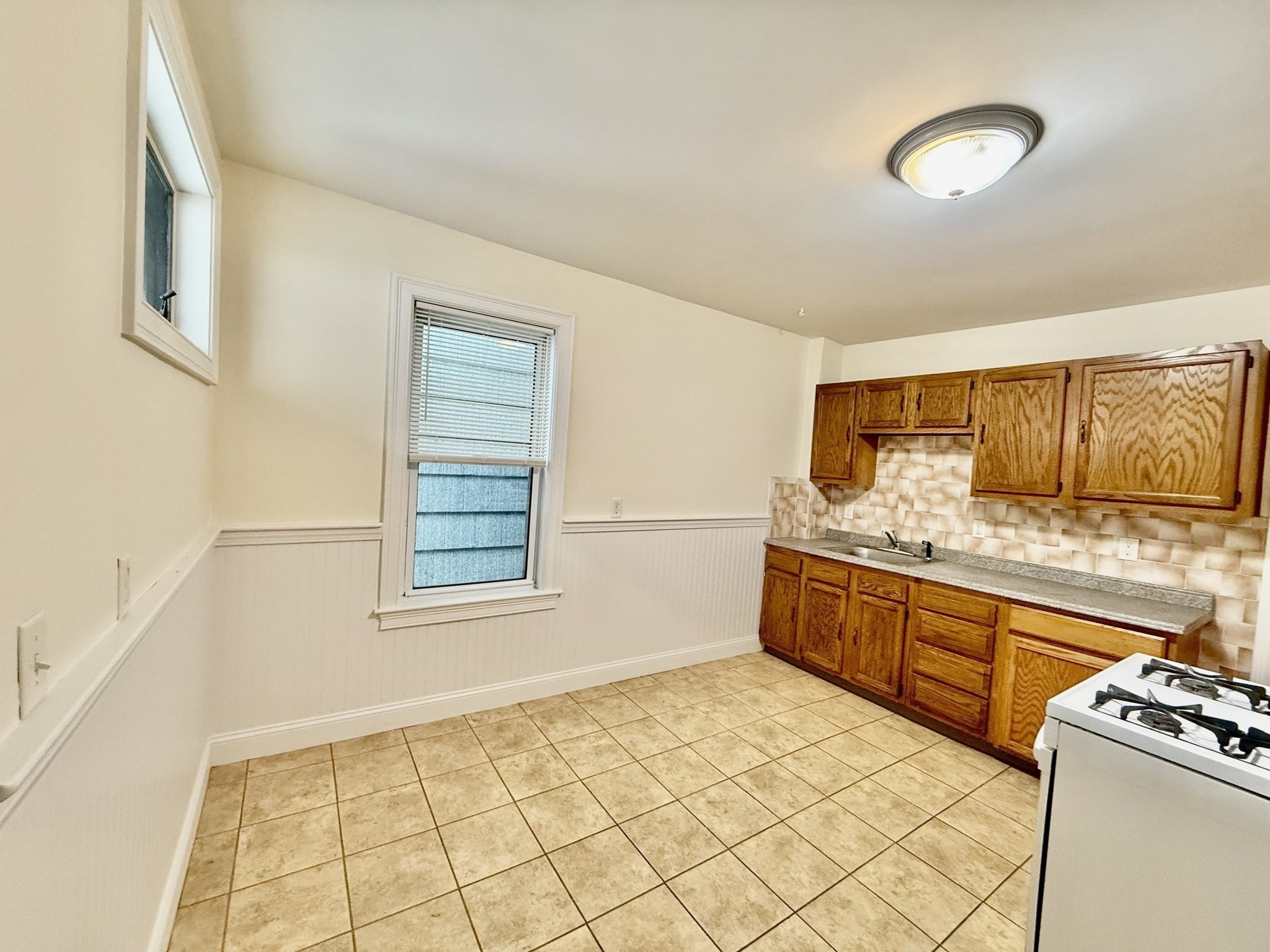 724 Cambridge St # 2 Property Photo 16