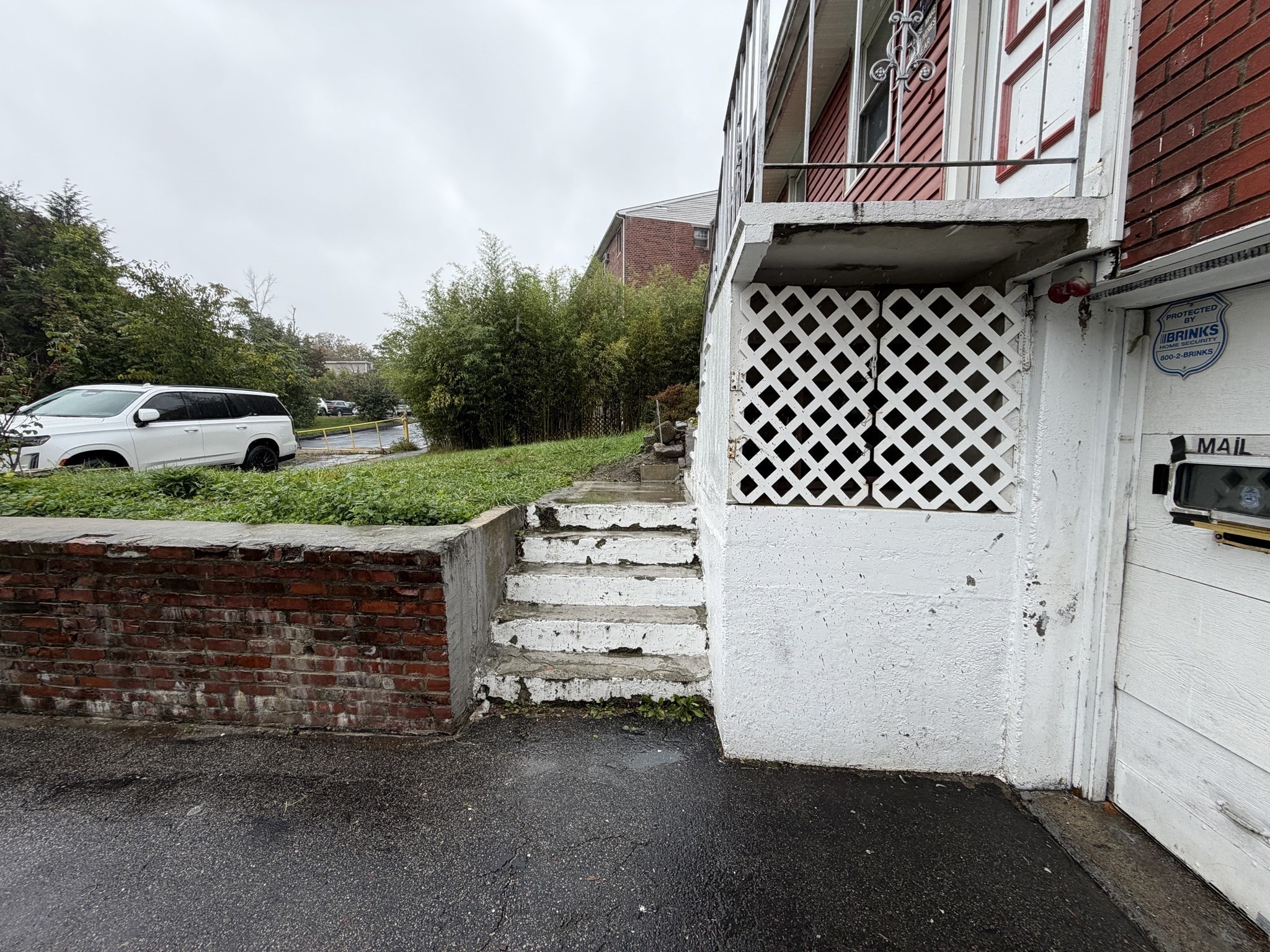 27 Dillon St Property Photo 4