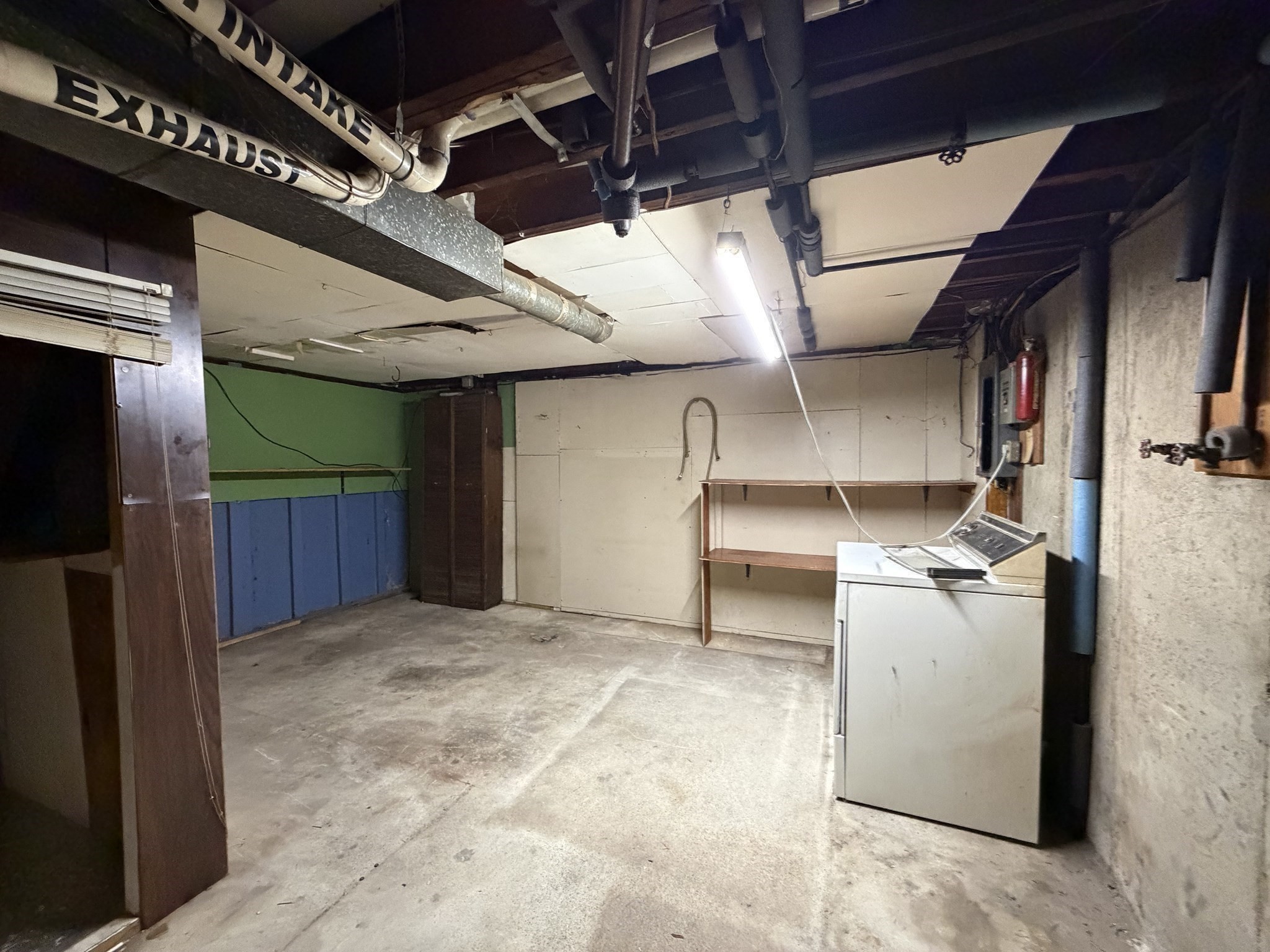 27 Dillon St Property Photo 21