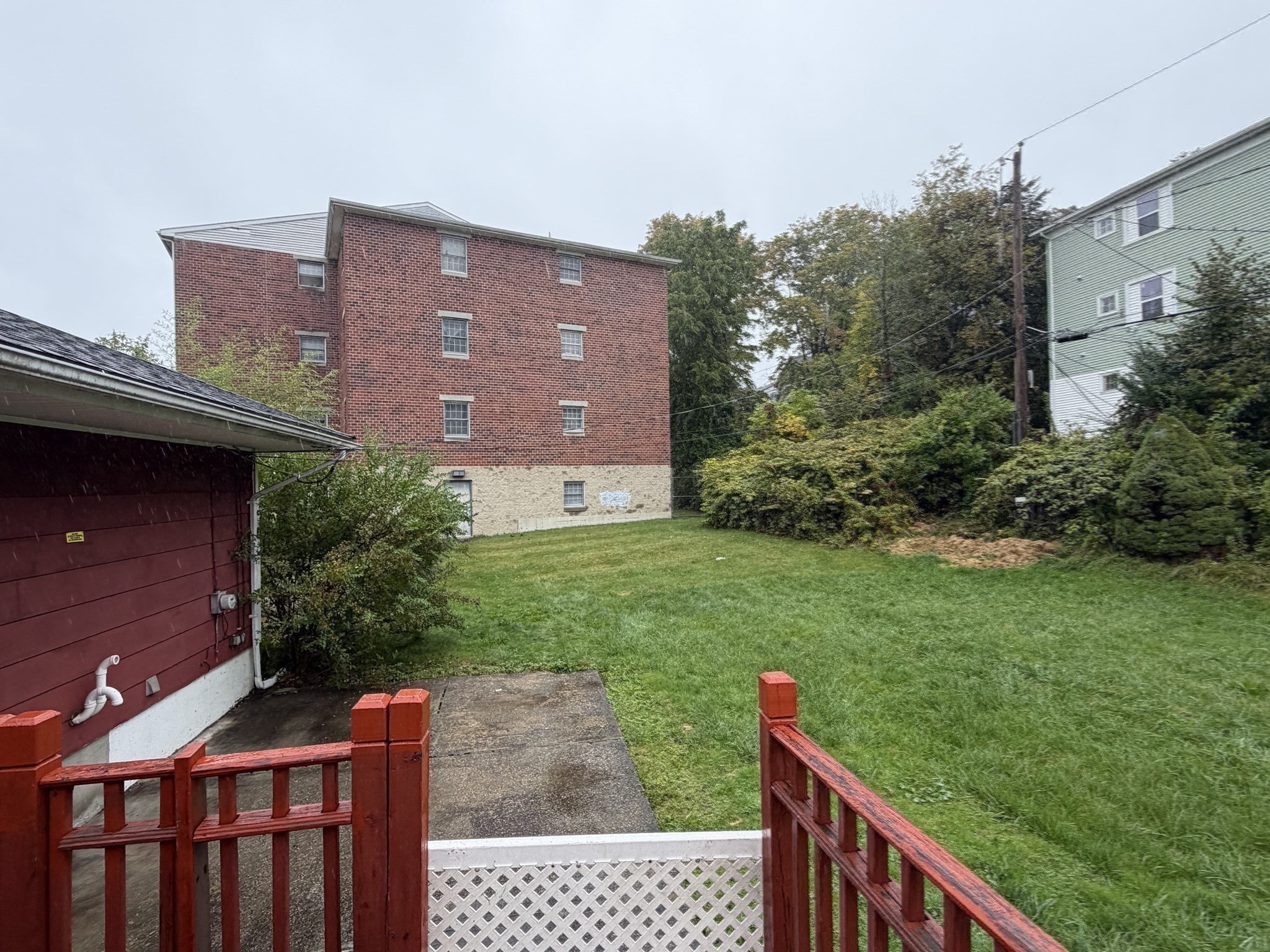 27 Dillon St Property Photo 22
