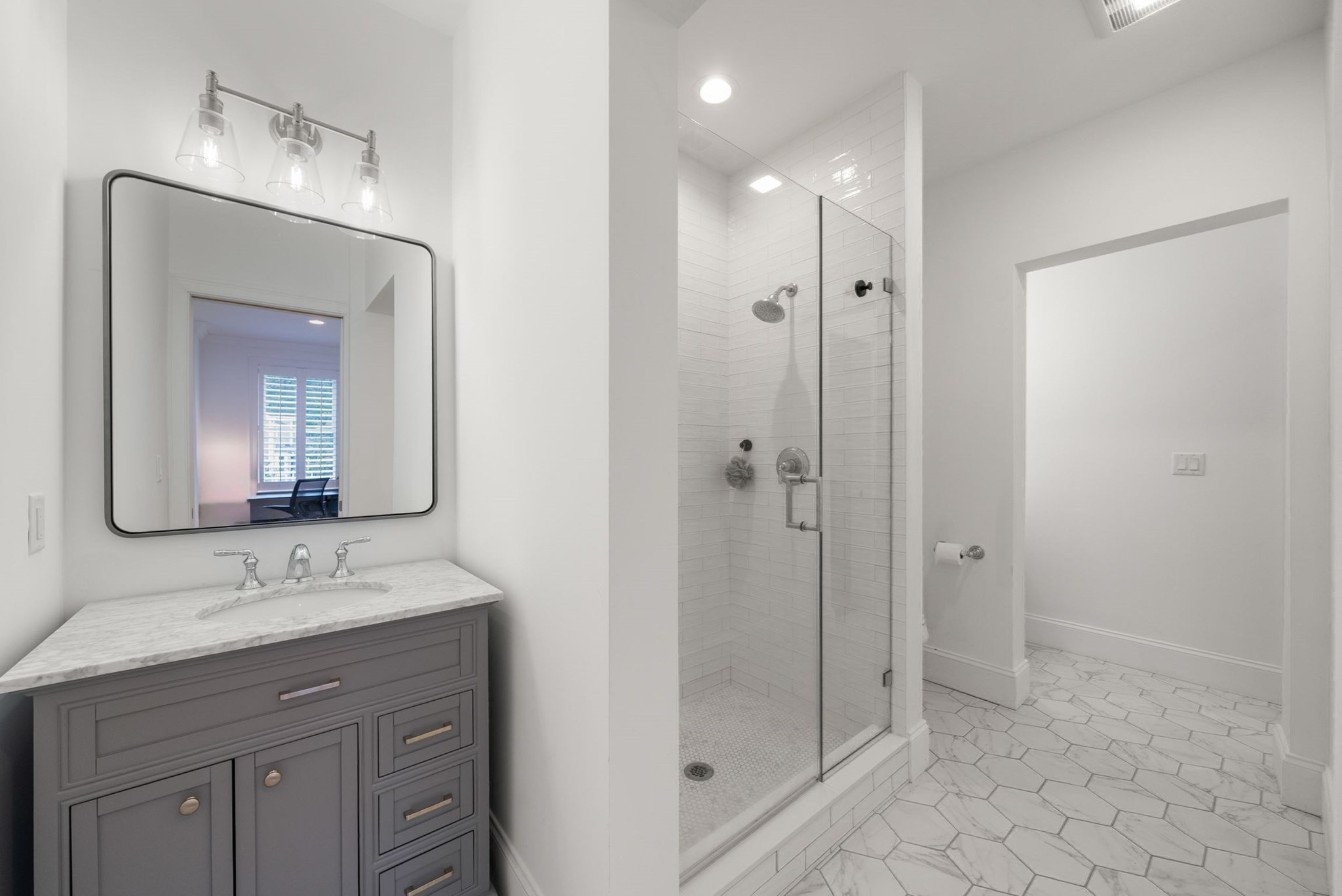446 Westfield Street Property Photo 22