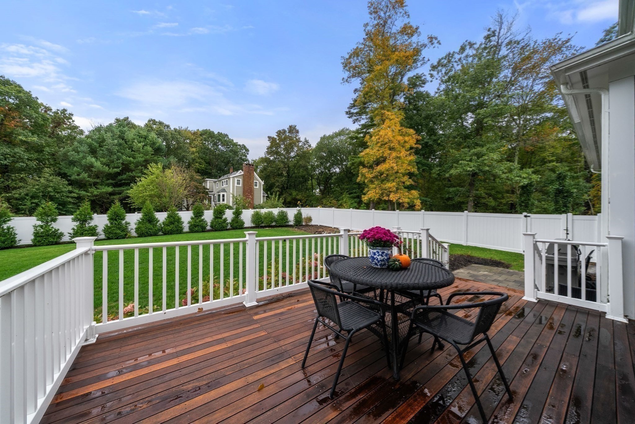 446 Westfield Street Property Photo 38
