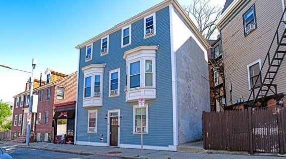 80 Dorchester St Property Photo 6