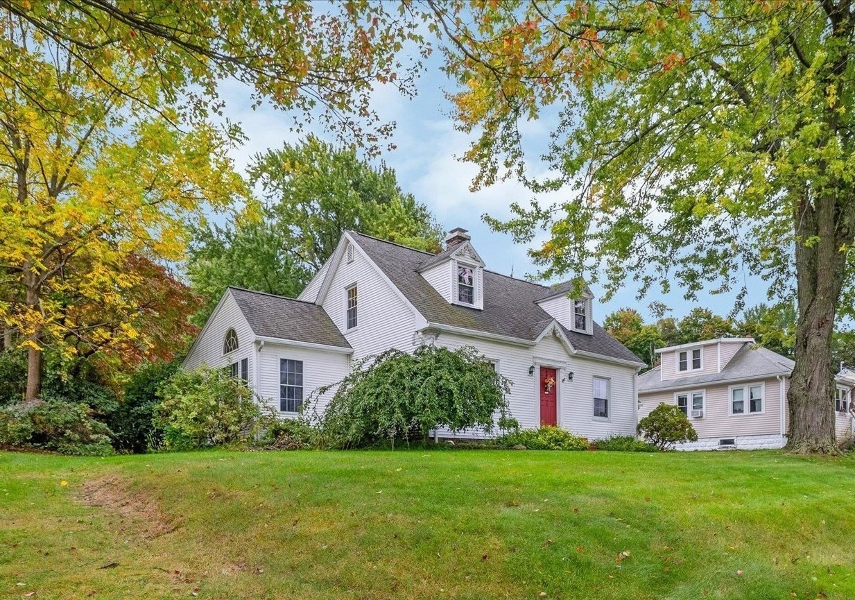 5 Field St Property Photo 1