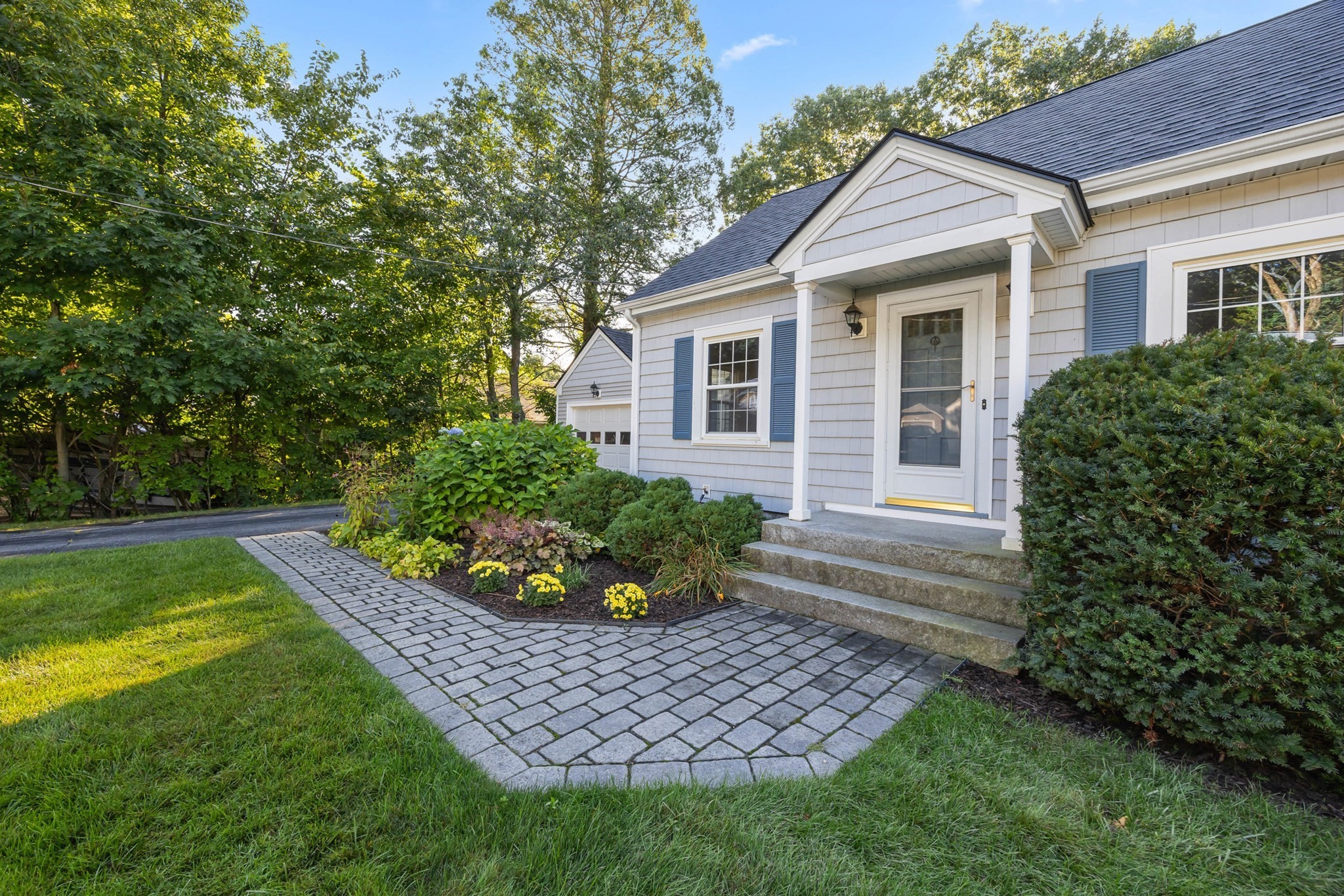 58 Glenwood Street Property Photo 2