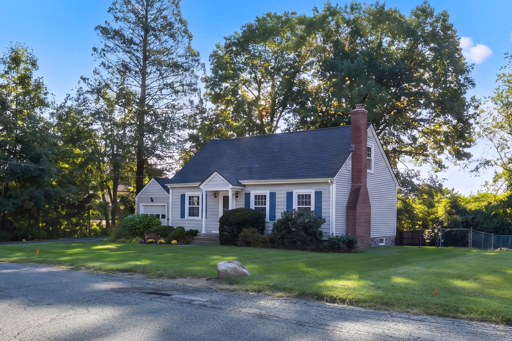 58 Glenwood Street Property Photo 4