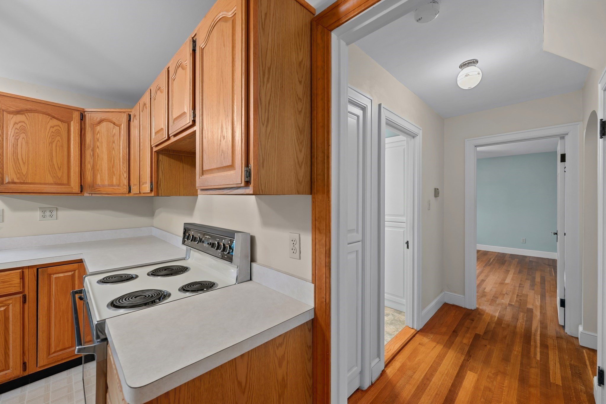 58 Glenwood Street Property Photo 8