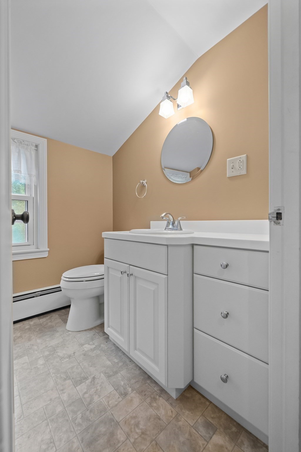 58 Glenwood Street Property Photo 28
