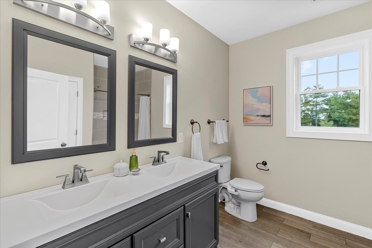 300 Country Club Way Property Photo 18