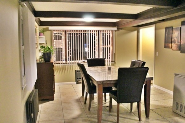 188 Bowles Park Property Photo 6