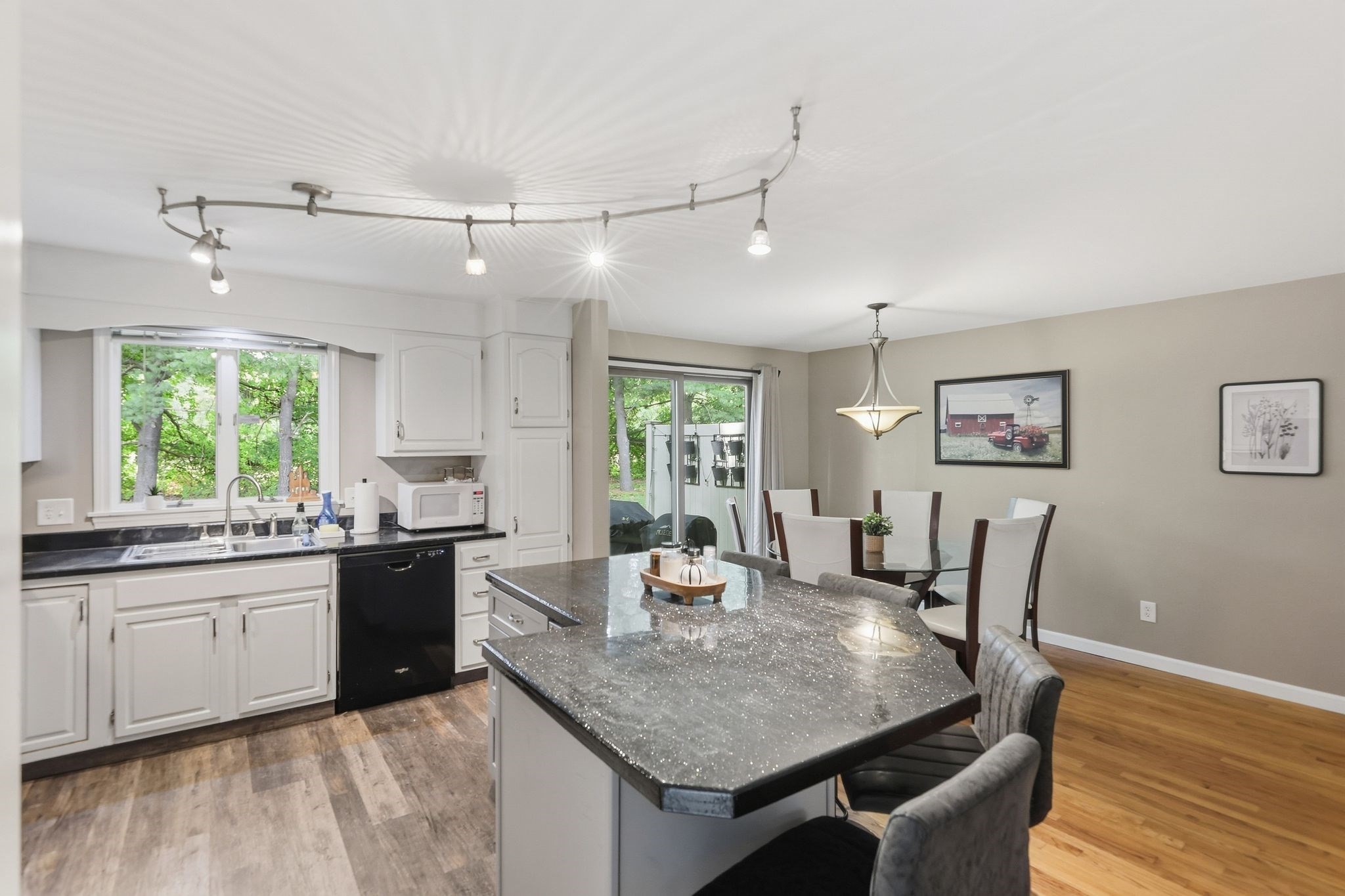 18 Mansion Woods Dr # C Property Photo 13