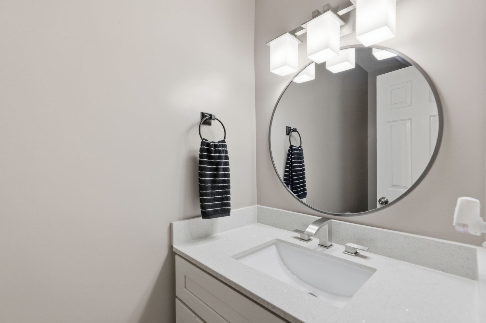 18 Mansion Woods Dr # C Property Photo 15