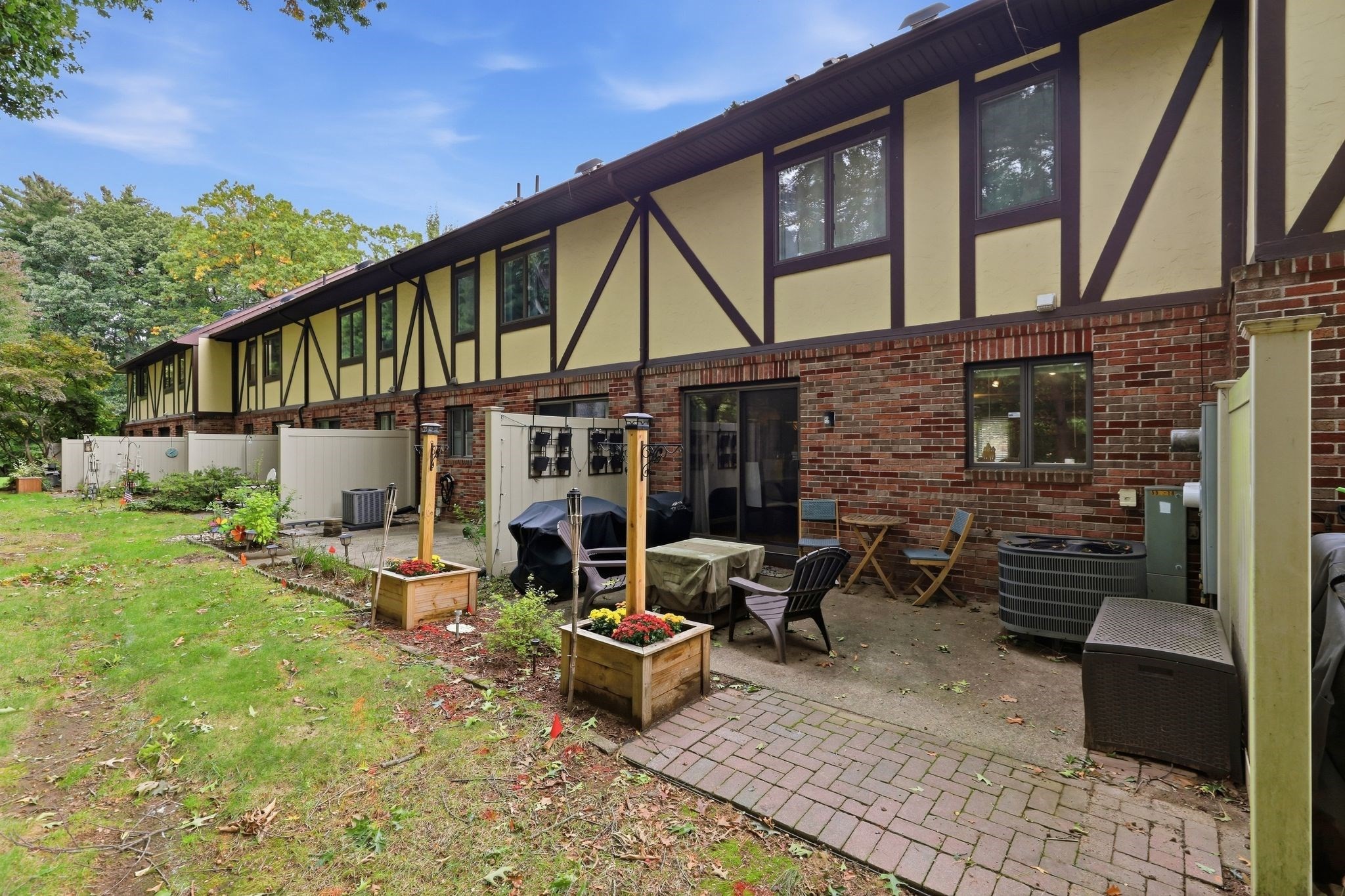 18 Mansion Woods Dr # C Property Photo 33