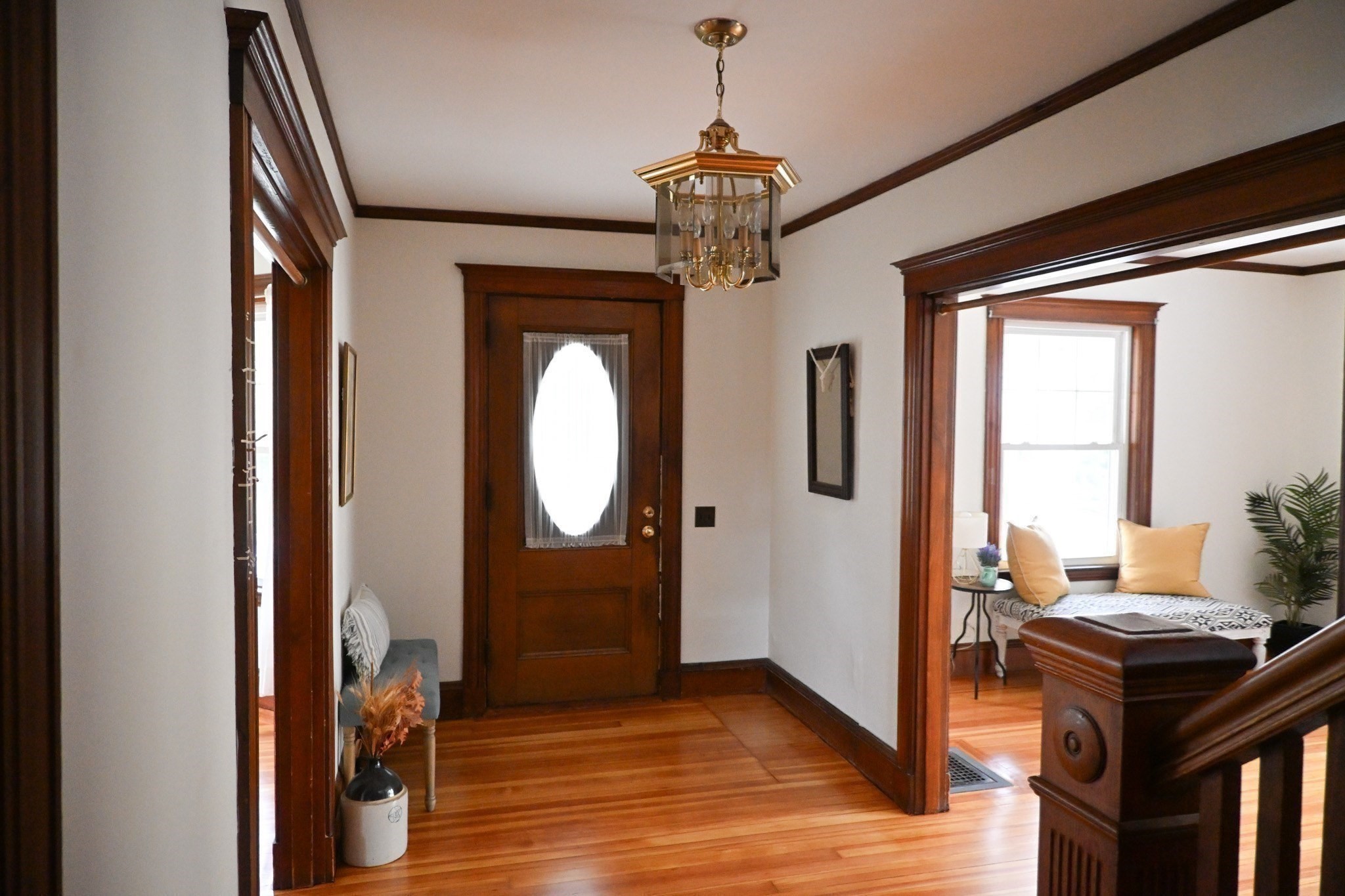 72 Washington St Property Photo 7