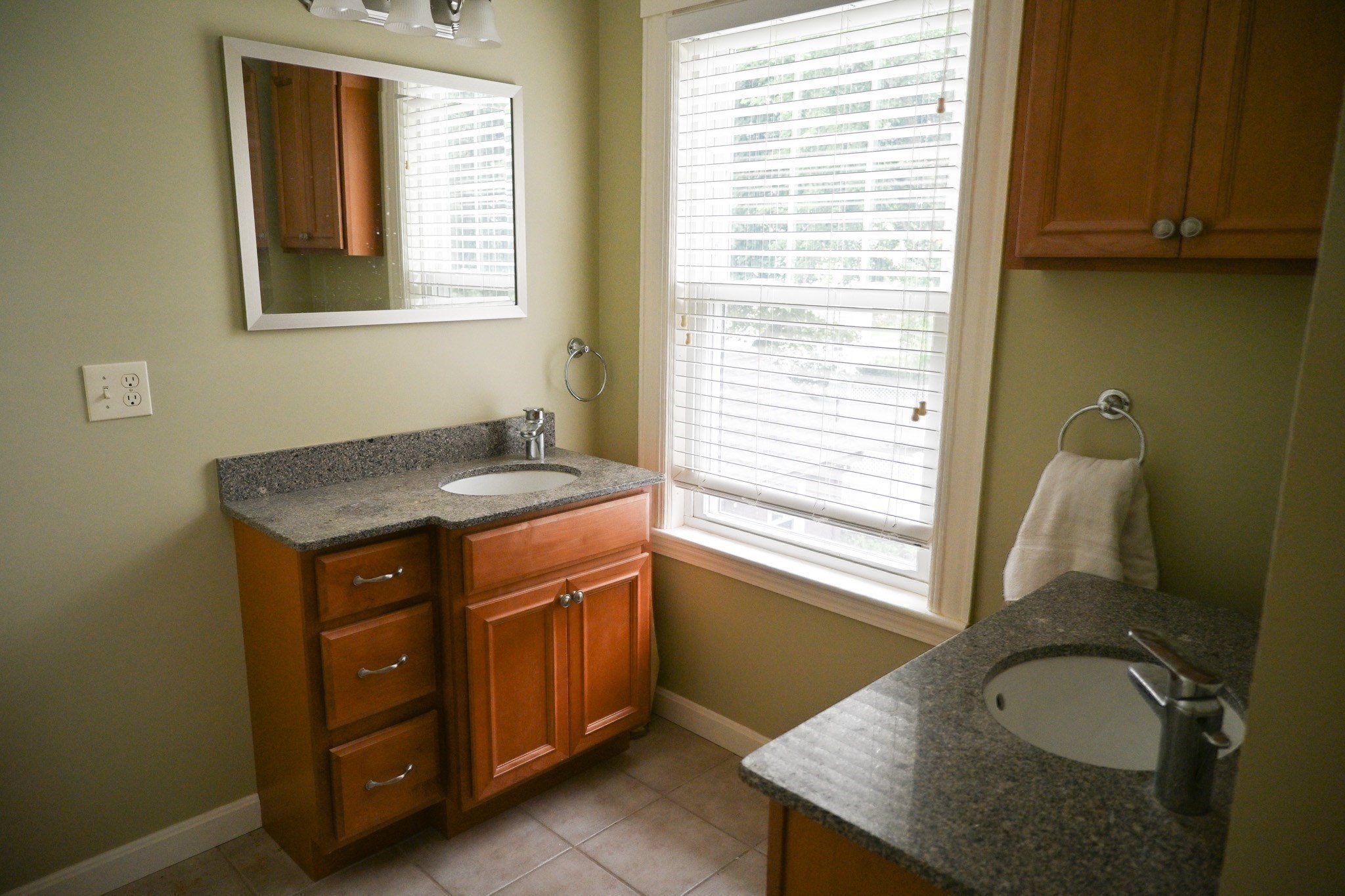 72 Washington St Property Photo 17