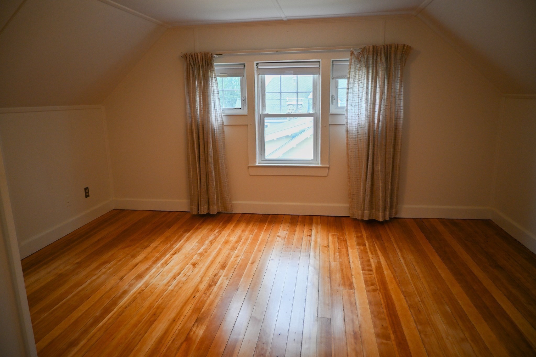 72 Washington St Property Photo 19