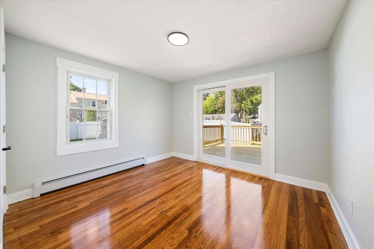 298 Greenwood St. Property Photo 6