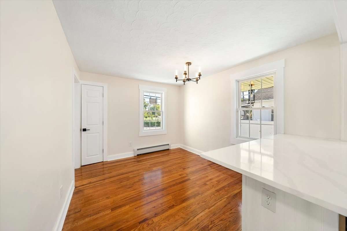 298 Greenwood St. Property Photo 7