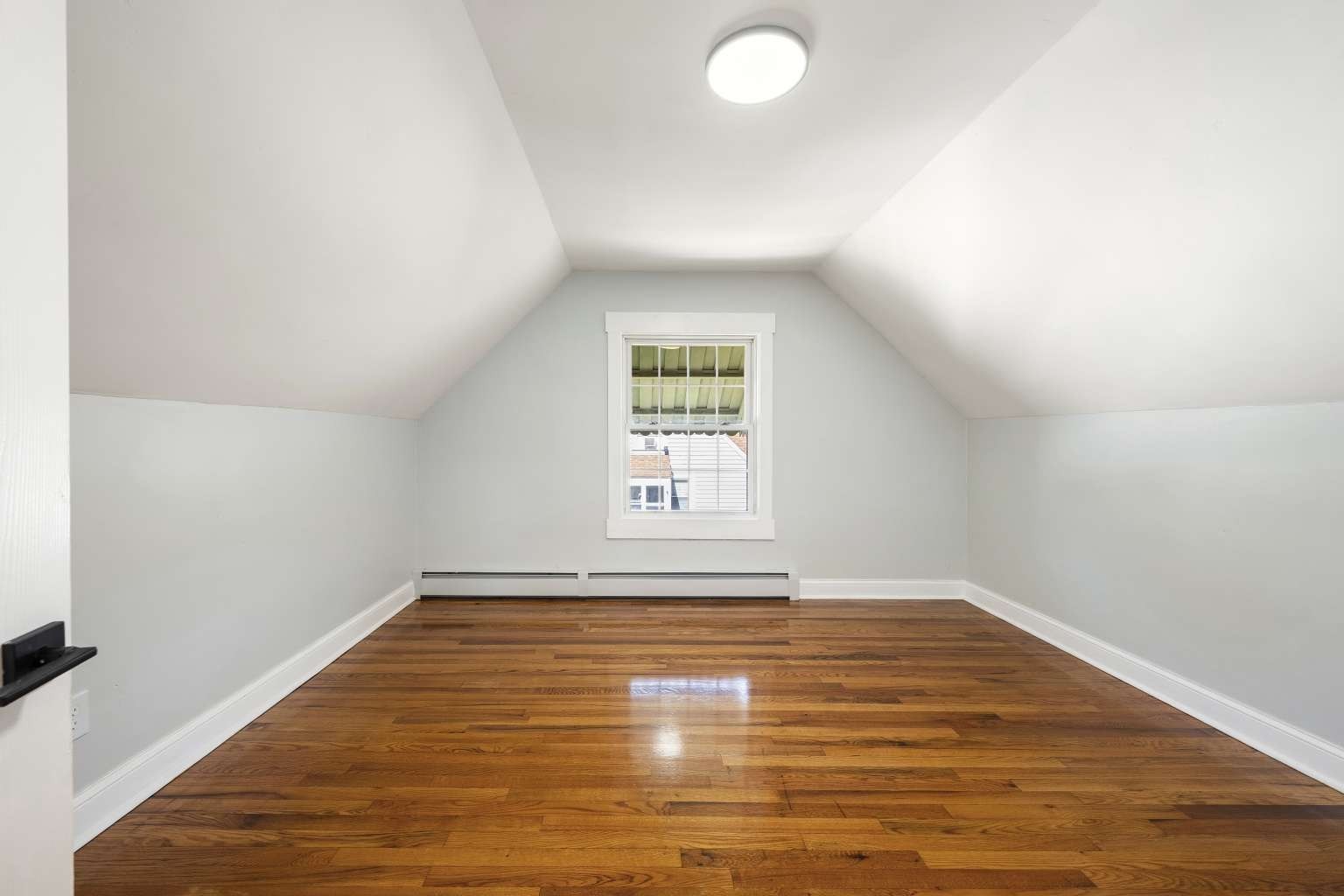 298 Greenwood St. Property Photo 15