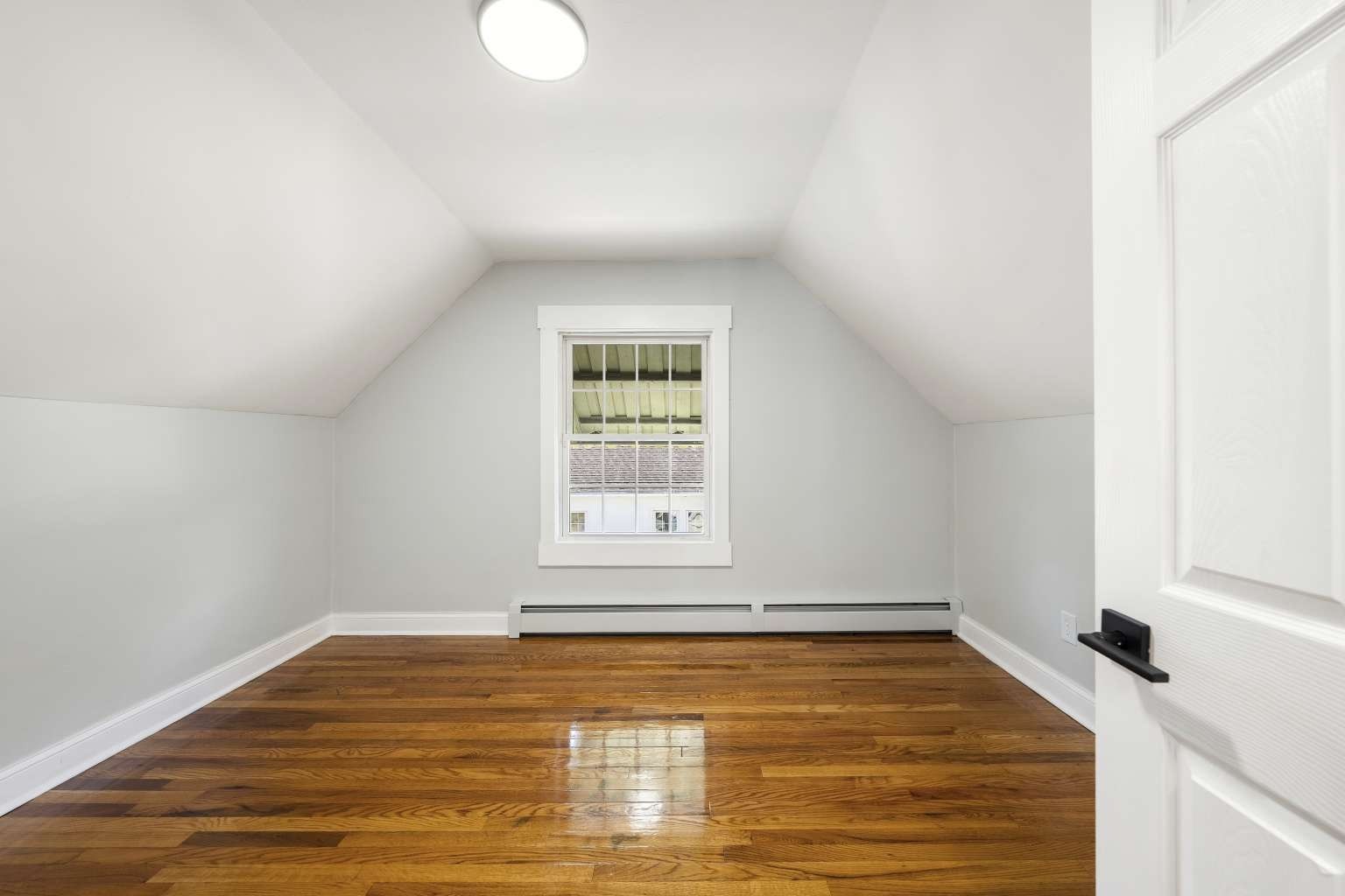 298 Greenwood St. Property Photo 16