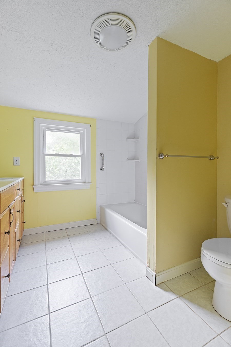 77 Warren Rd Property Photo 31