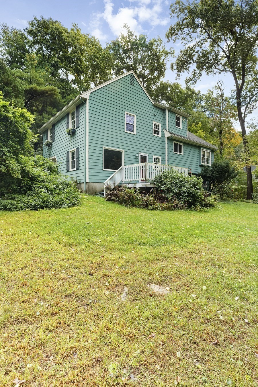 77 Warren Rd Property Photo 42