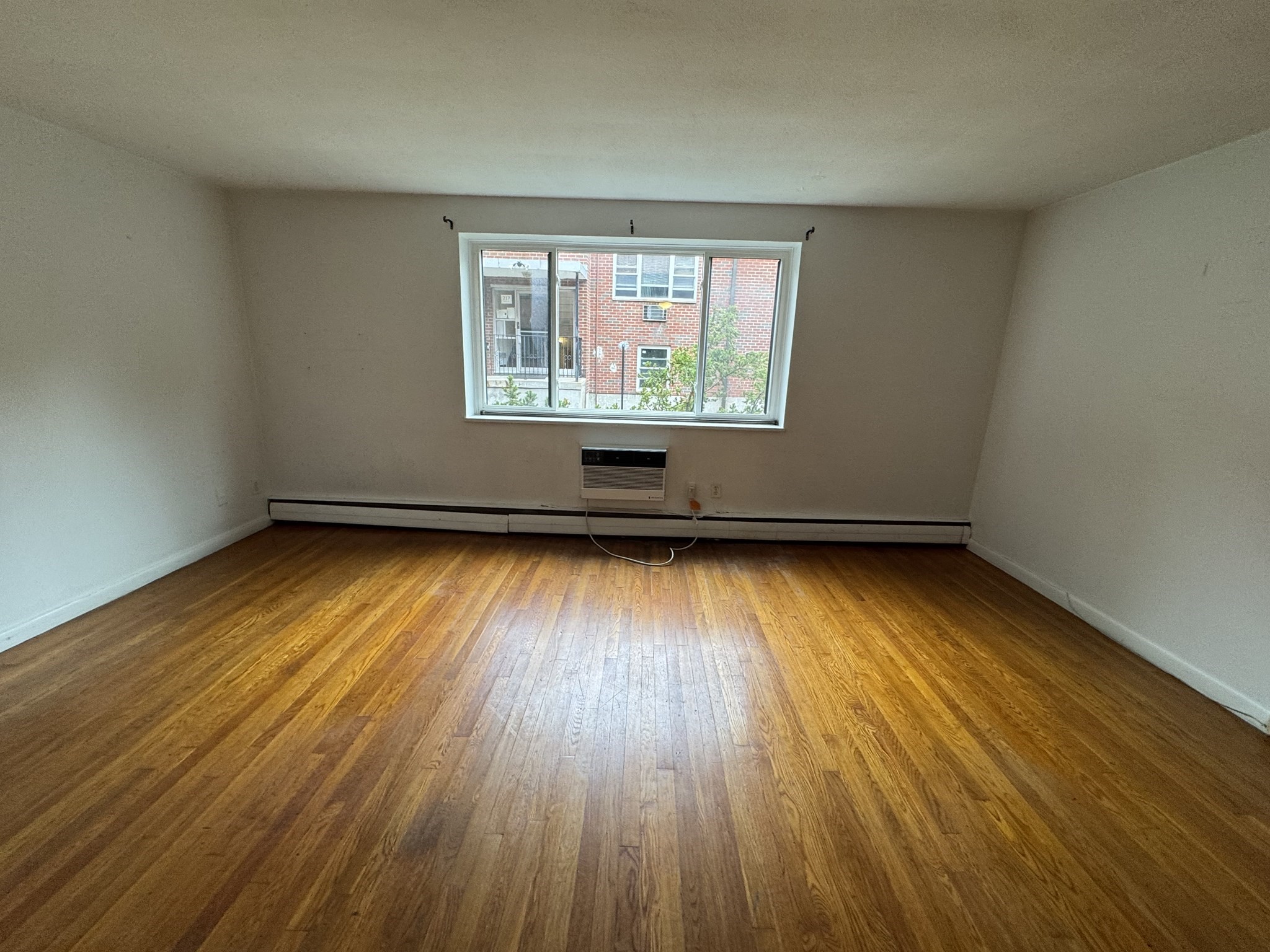 205 Kent St # 24 Property Photo 8