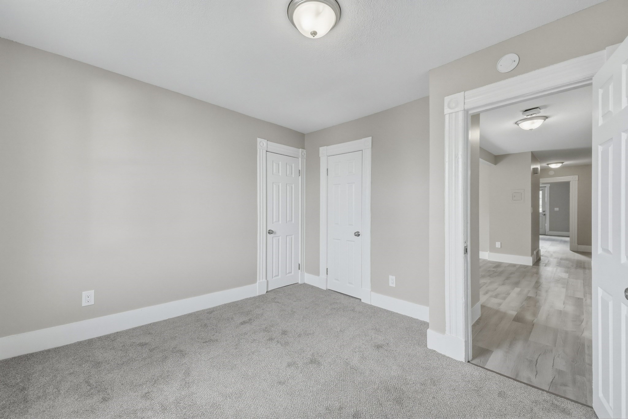 580 Main St Property Photo 14