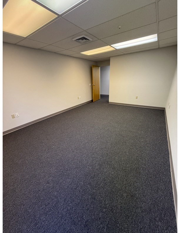10 River Rd # D Property Photo 3