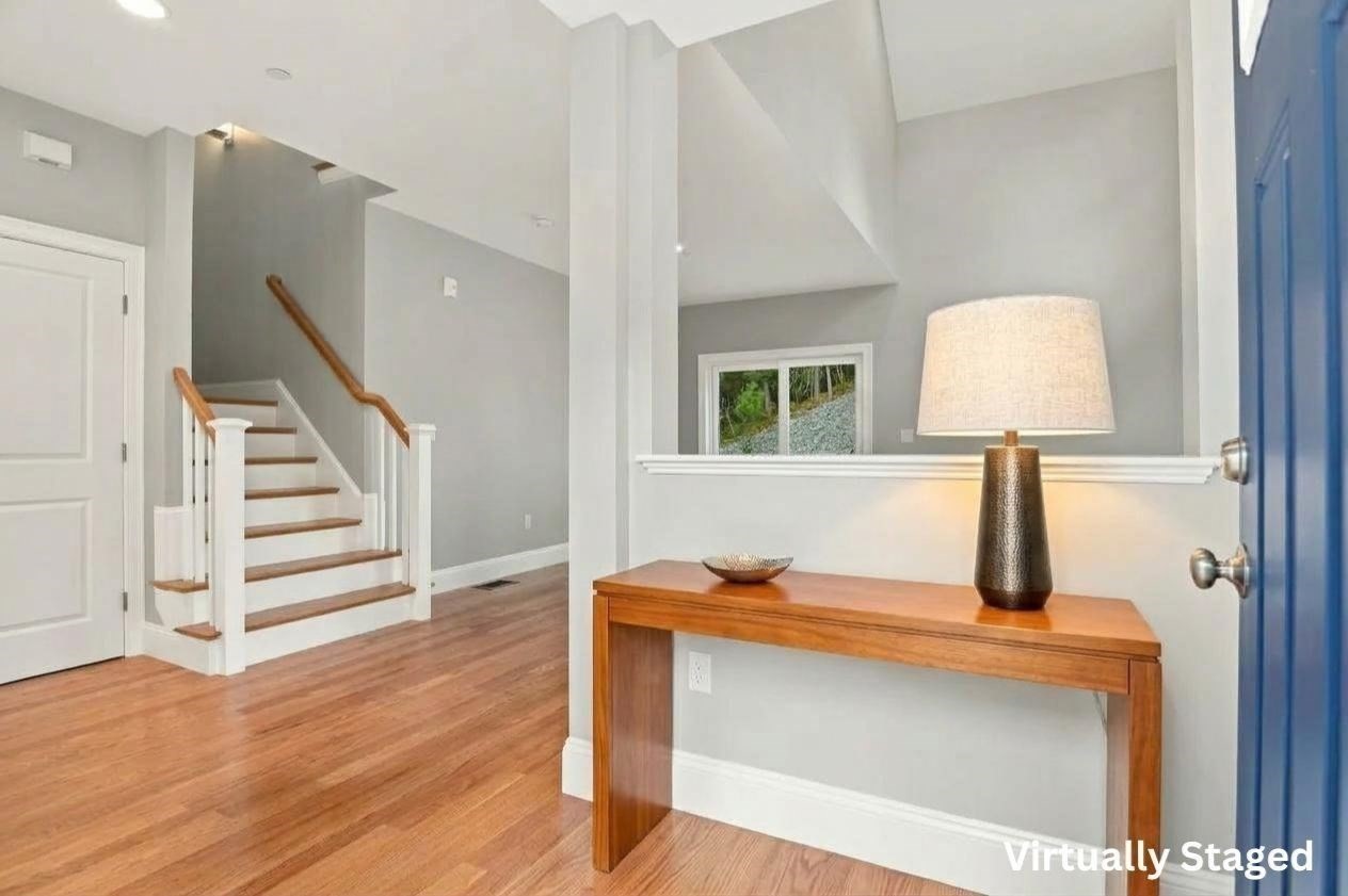 11 Caspian Circle # 11 Property Photo 2
