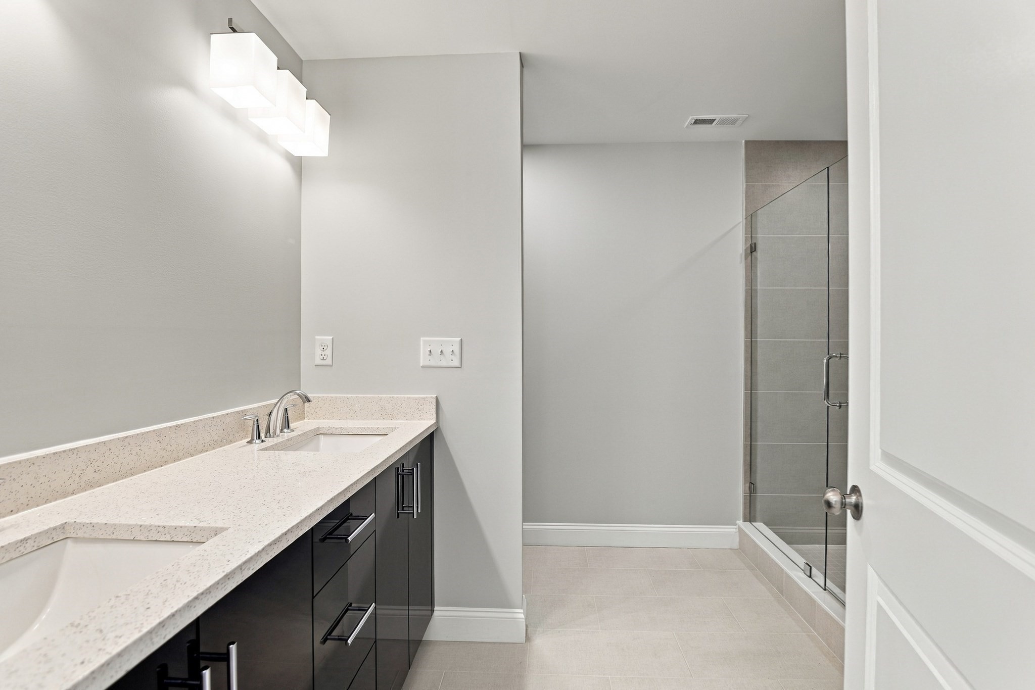 11 Caspian Circle # 11 Property Photo 23