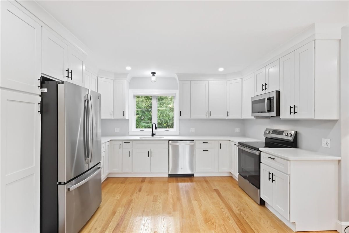 19 Digby Ave Property Photo 15
