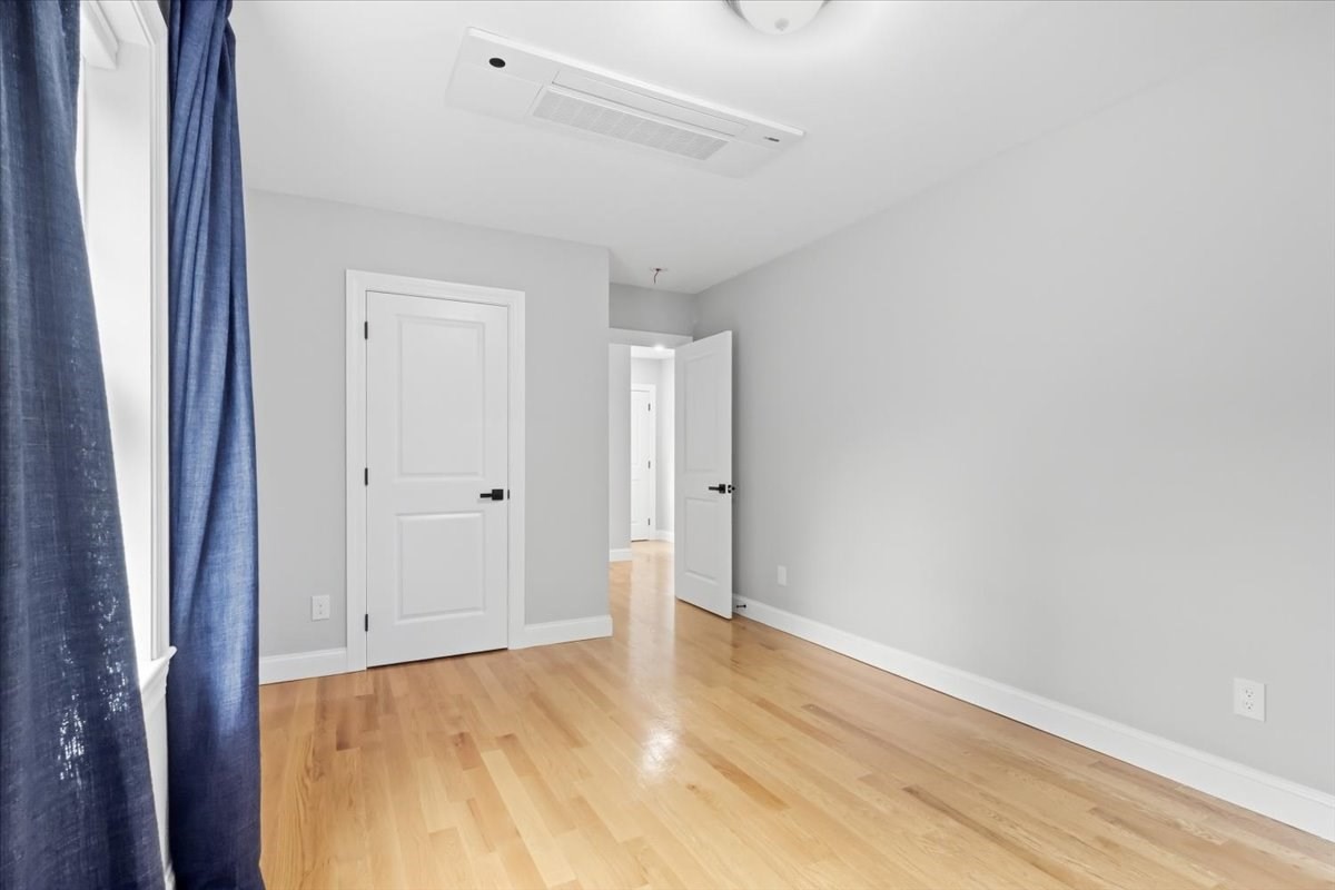 19 Digby Ave Property Photo 21