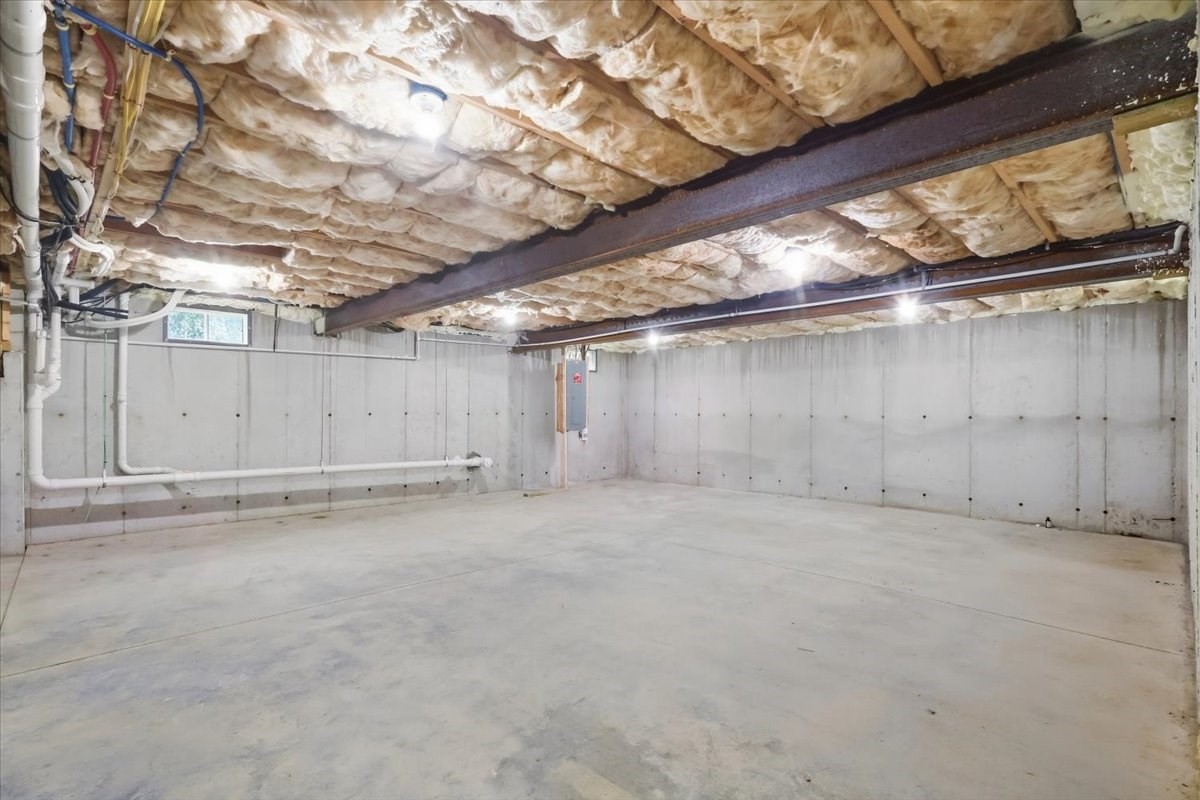 19 Digby Ave Property Photo 32