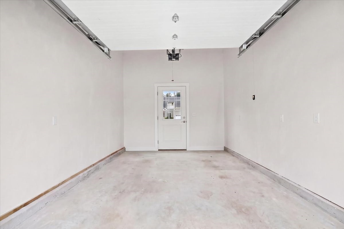 19 Digby Ave Property Photo 34