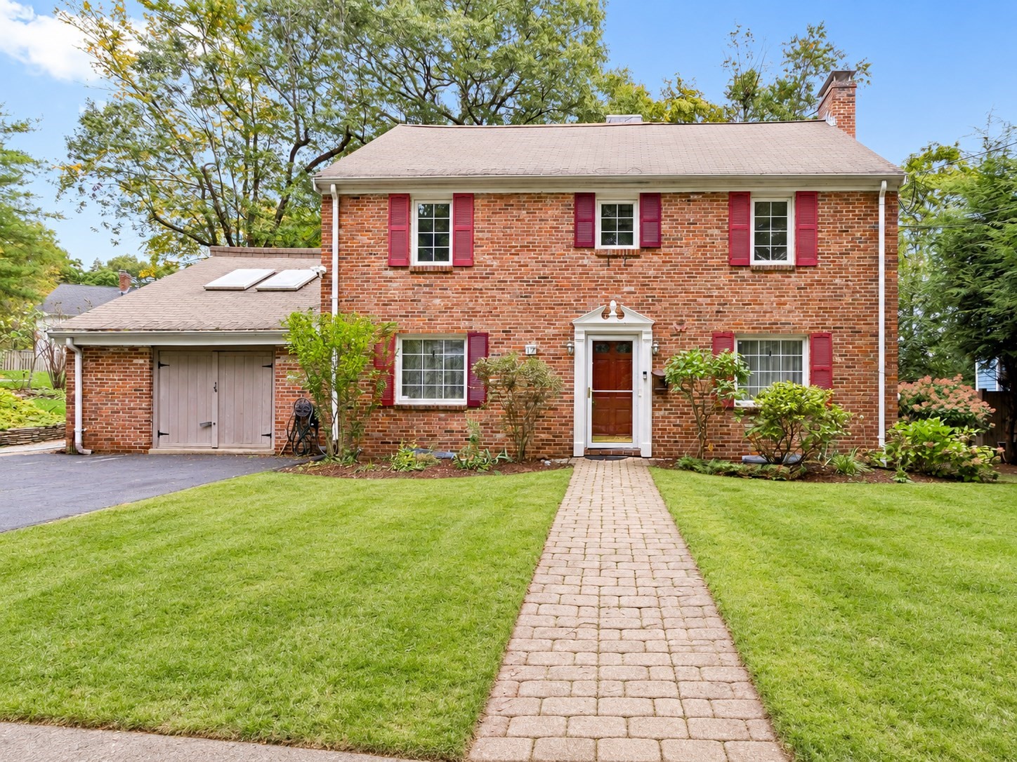 17 Woodhaven Rd Property Photo 1