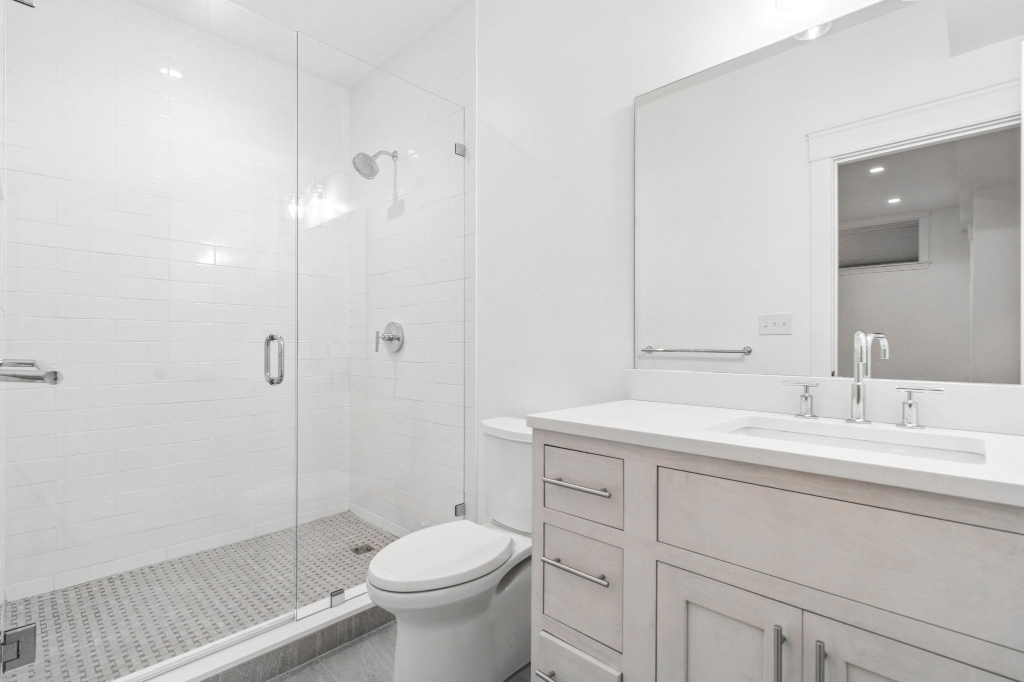 148 Pine St Property Photo 25