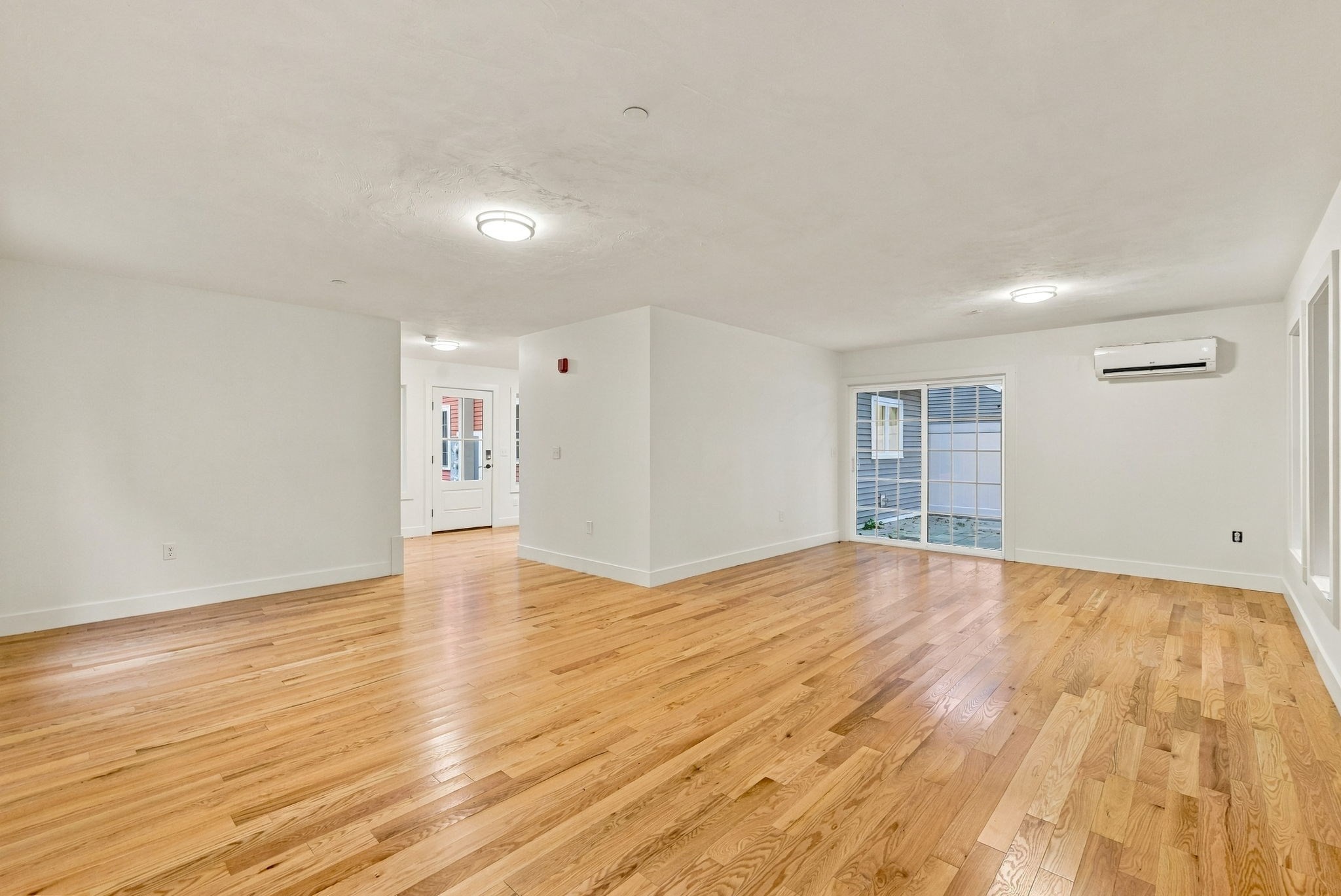 164 Main Street # C Property Photo 9