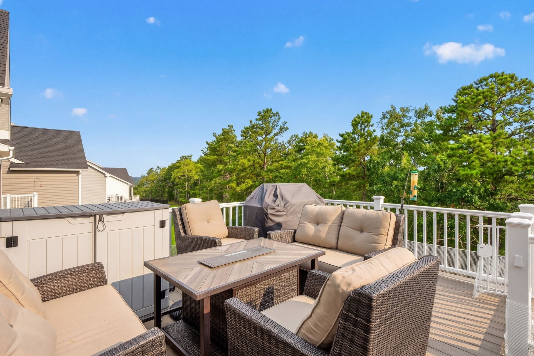 17 Kestrel Heights Property Photo 38