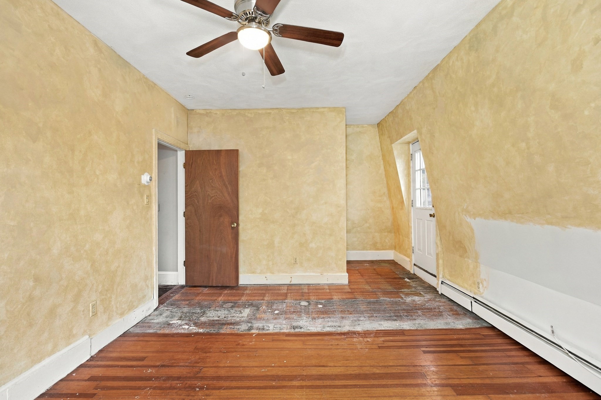 85 Pine St Property Photo 22