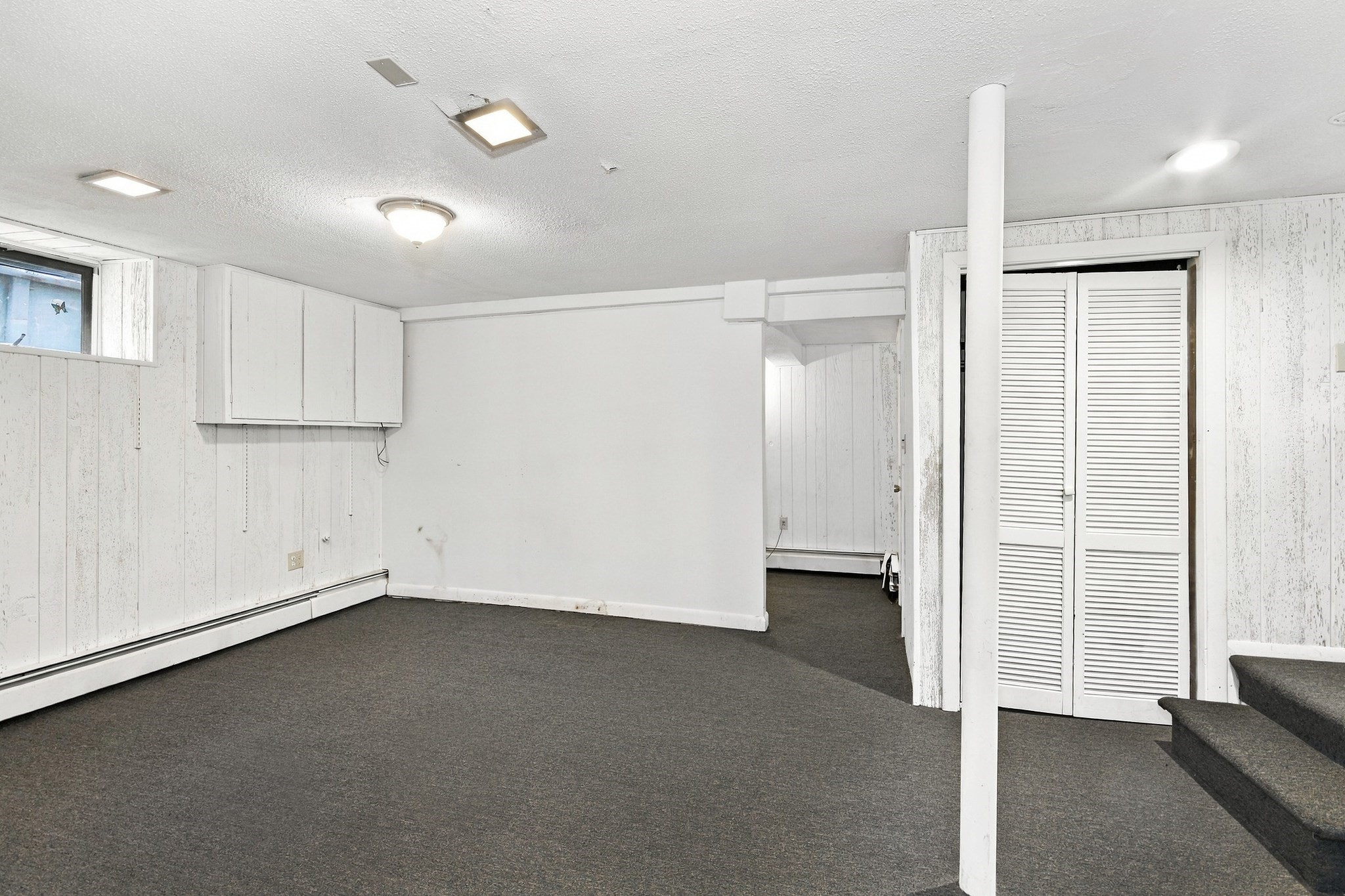 85 Pine St Property Photo 26
