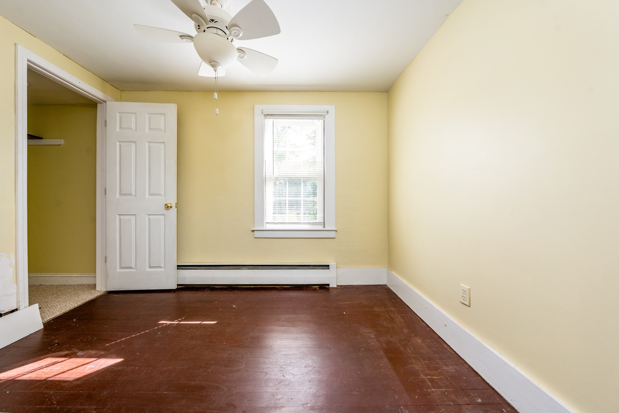 562 Waquoit Hwy Property Photo 18