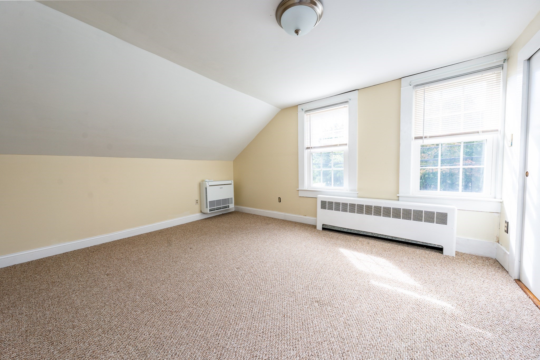 562 Waquoit Hwy Property Photo 27