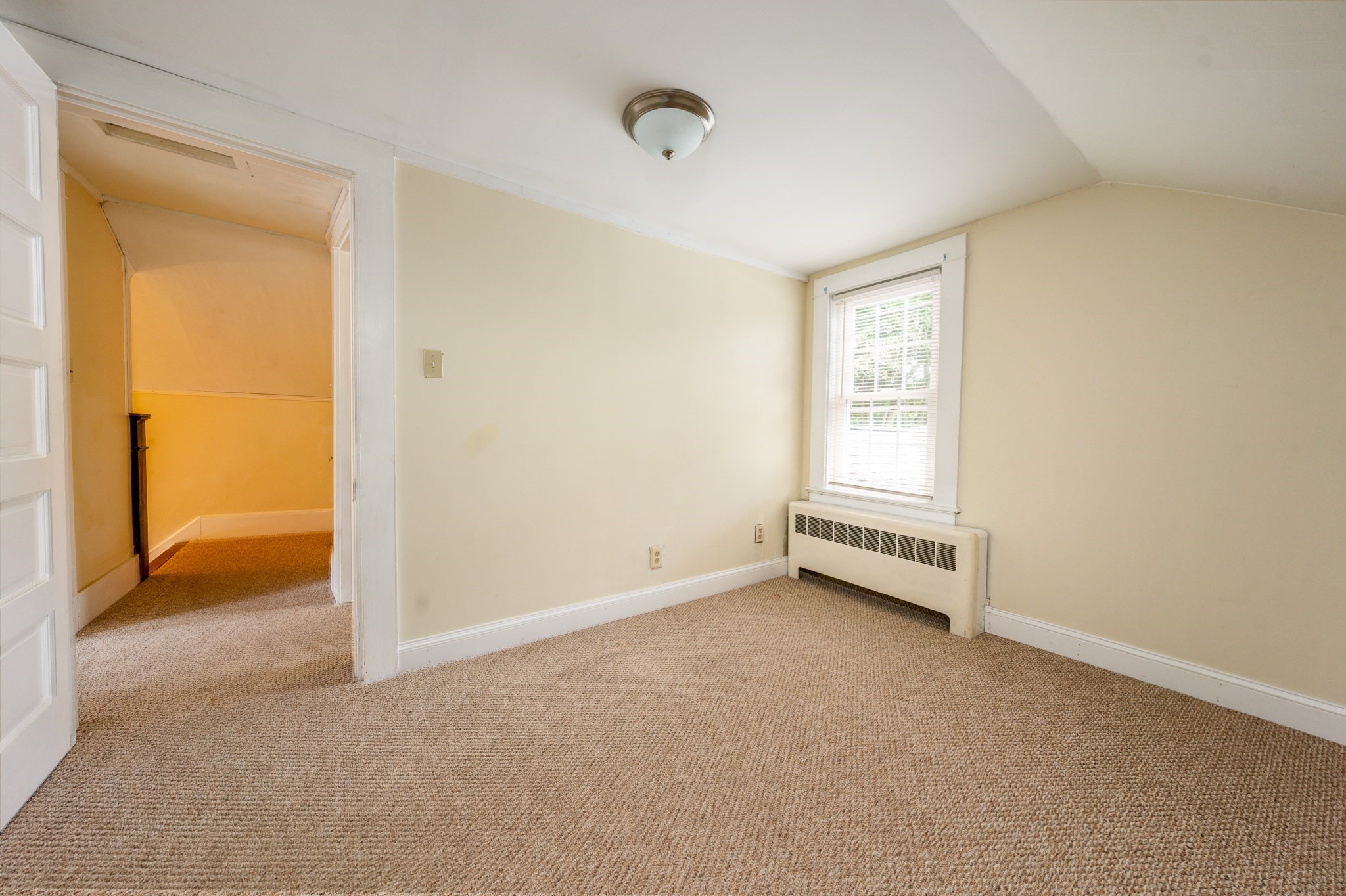 562 Waquoit Hwy Property Photo 32