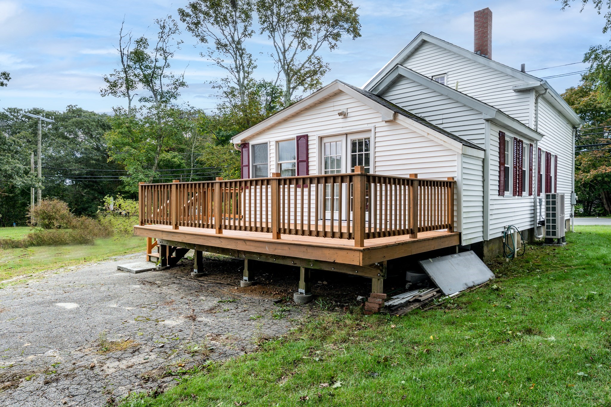 562 Waquoit Hwy Property Photo 38