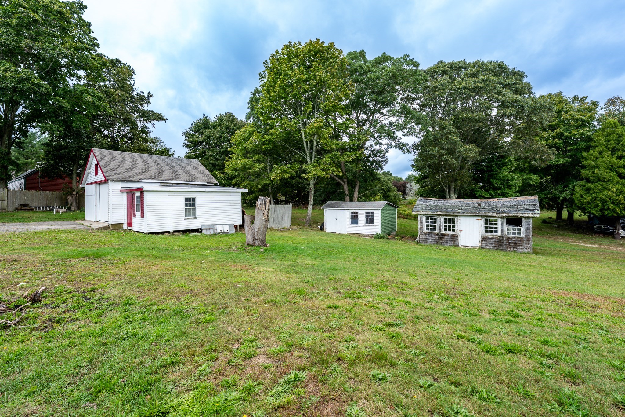562 Waquoit Hwy Property Photo 39