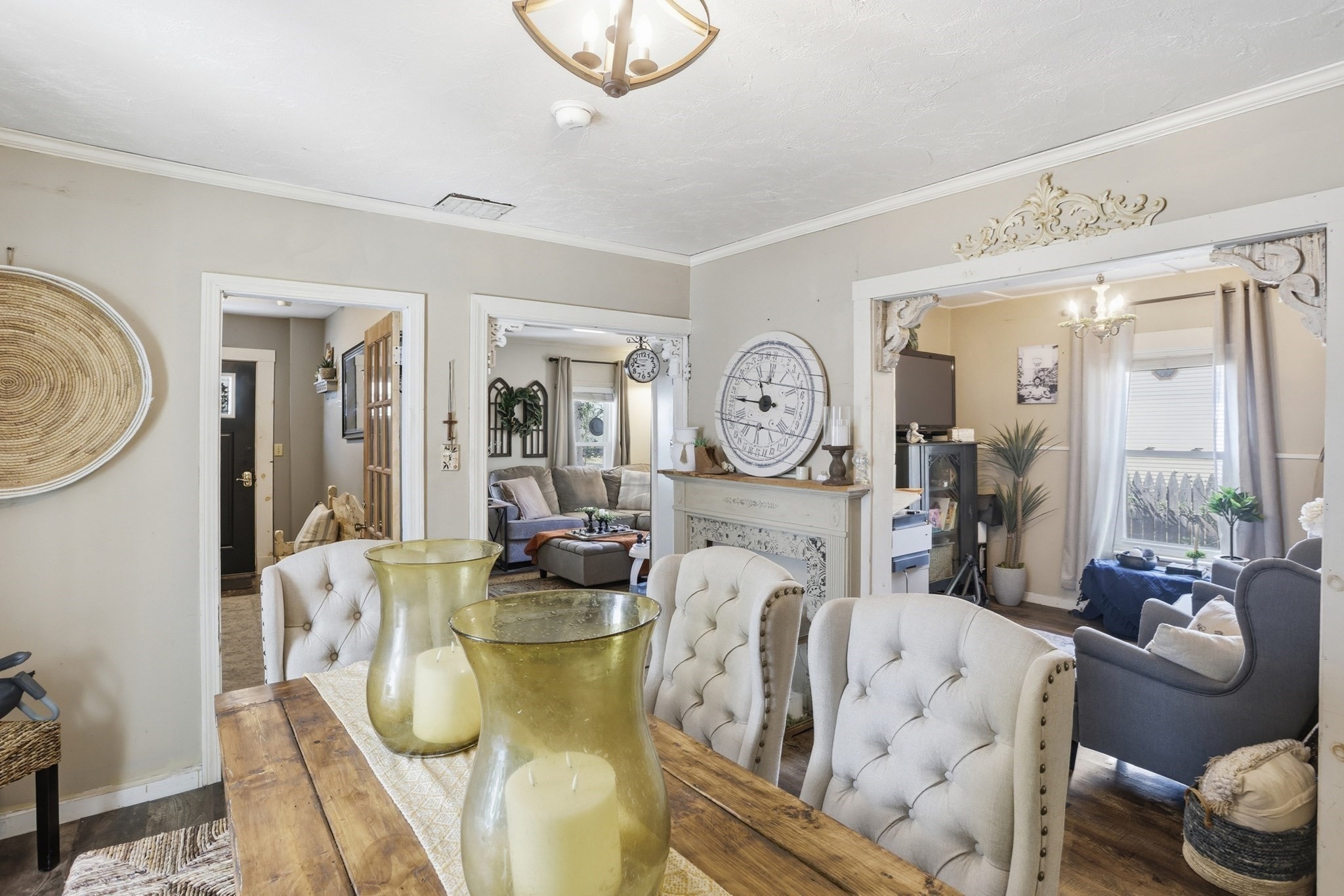 24 Lawrence St Property Photo 6